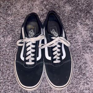 Black vans
